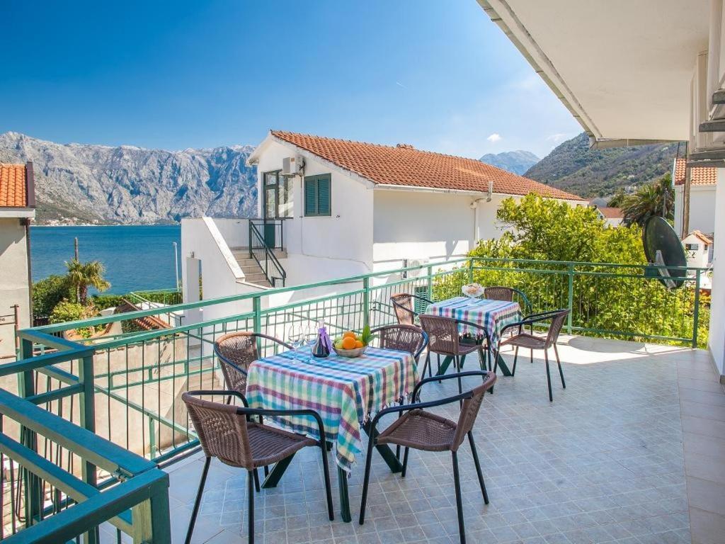 Daria Apartments Kotor Exteriör bild