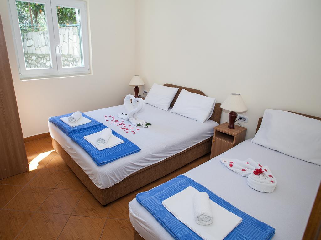 Daria Apartments Kotor Rum bild