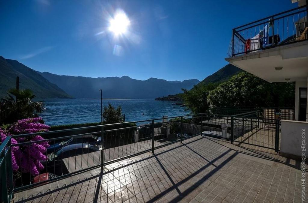 Daria Apartments Kotor Exteriör bild